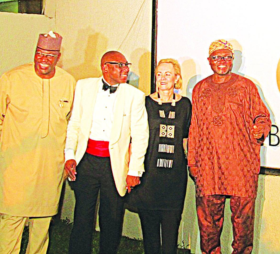 Chairman, Channels TV, Mr. John Momoh (left); CEO, CMC Connect, Mr. Yomi Badejo-Okusanya; Chairman of Africa and CEO of Burson-Marsteller, Africa, Mrs Robin de Villiers at the unveiling of the CMC Connect-Burson Marsteller Affiliation and Brand Identity, recently.