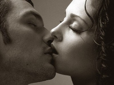 couples-1millionlovemessages