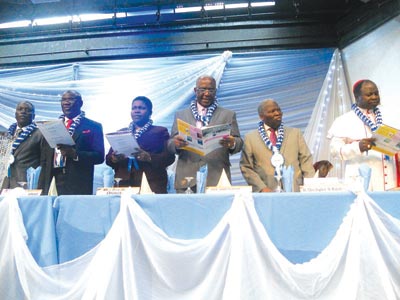 BSN-give-awards-Copy