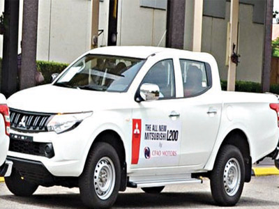 MITSUBISHI L200