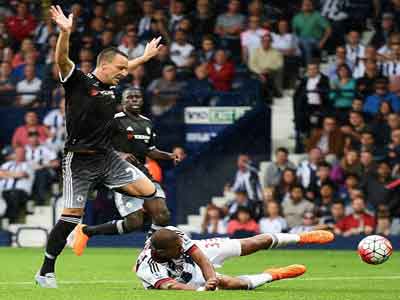 John Terry was sent off for this last-man offence on Salomon Rondon as Chelsea. Photo credit Getty Images