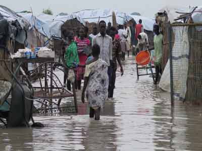Flood-destroys-farms-