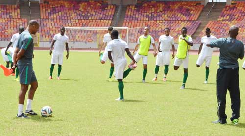 PIC.-4.-SUPER-EAGLES-TRAIN-FOR-TANZANIA-IN-ABUJA