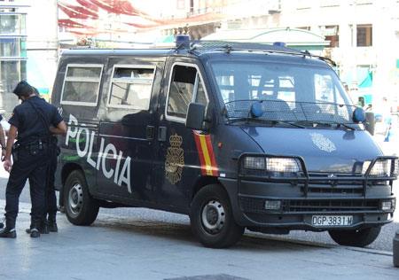 spanish_police_3860