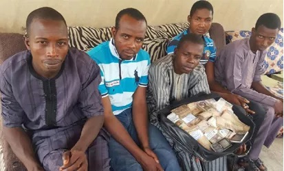 Abductors of falae