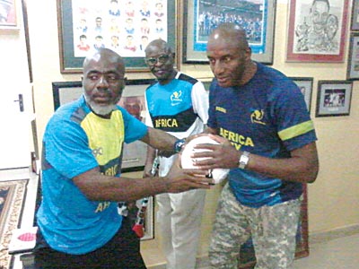 John-Fashanu-and-Sam-Obu