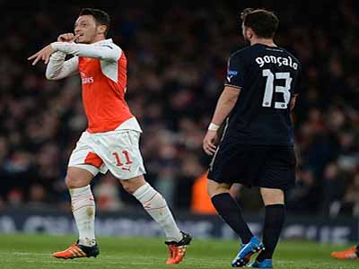 Ozil-Pg-79-26_11_15