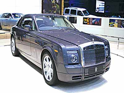 Rolls-royce-phantom