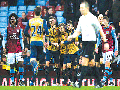 Arsenal-P.72-14-12-2015+++