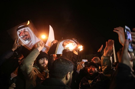 Iranians protest