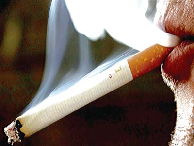 Heavy smokers who are diagnosed with pneumonia are one of the highest lung cancer risk groups - and therefore should be considered for early screening by chest-computer tomography. 