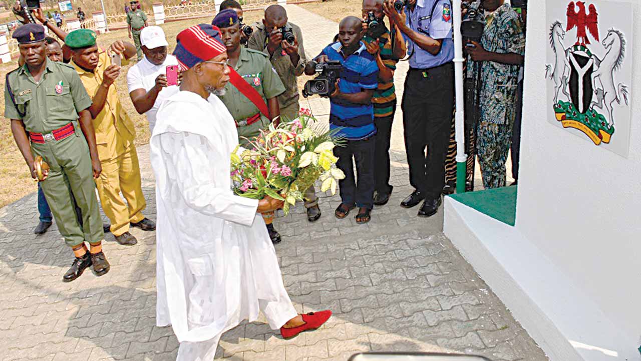 Governor Ogbeni Rauf Aregbesola of Osun at the New Military Cenotaph in front of state’s House of Assembly in Osogbo. 