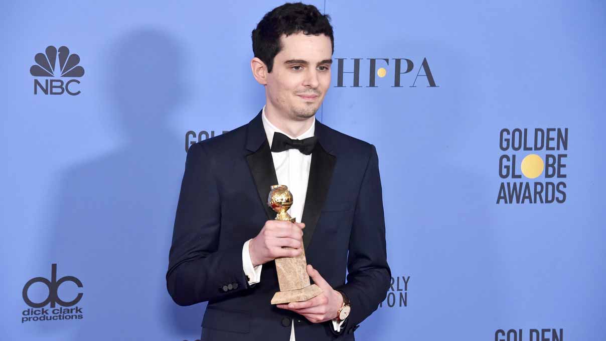 Filmmaker Damien Chazelle poses in the press room during the 74th Annual Golden Globe Awards at The Beverly Hilton Hotel on January 8, 2017 in Beverly Hills, California. Alberto E. Rodriguez/Getty Images/AFP Alberto E. Rodriguez / GETTY IMAGES NORTH AMERICA / AFP