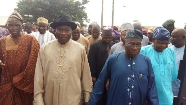 Jonathan arrived at Obasanjo hometown at 11.58 a.m., in company of his former minister of Special Duties, Alhaji Kabiru Turaki, and other close aides. 
