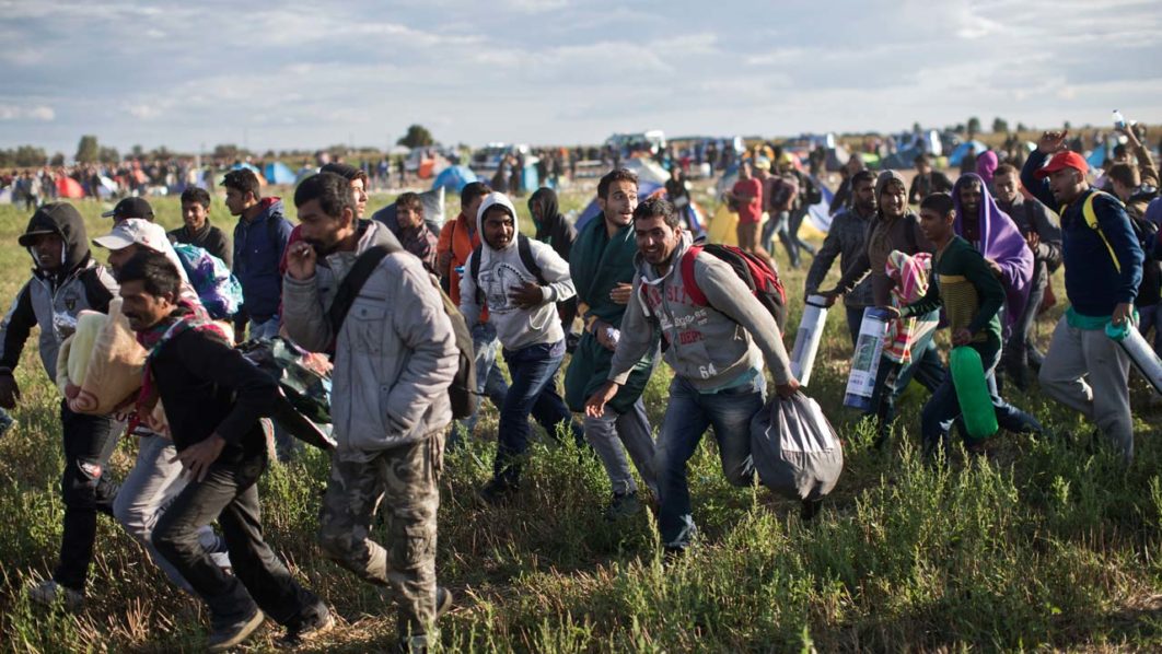 f-migrants-b-20150909