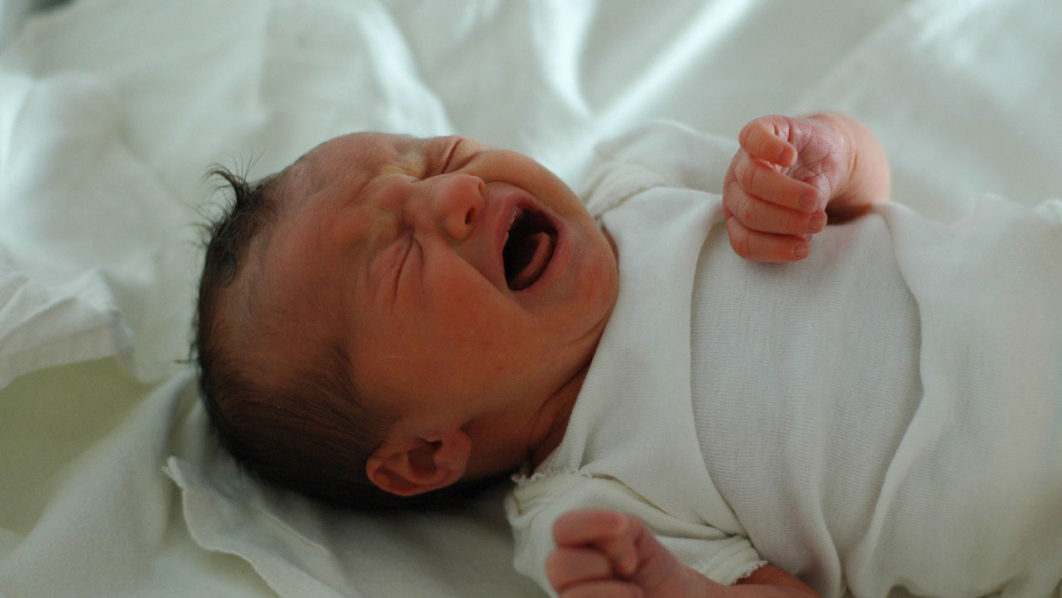crying-baby-with-colic