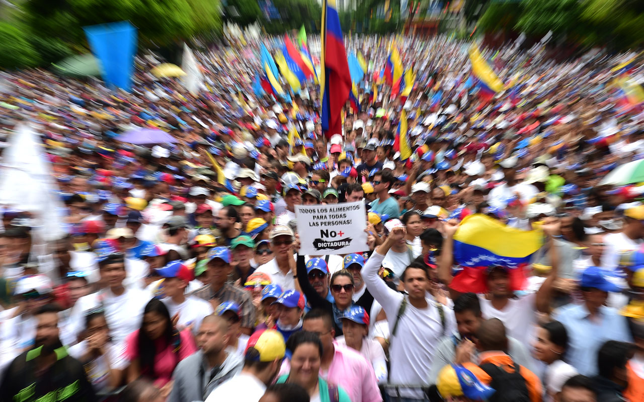 VENEZUELA-CRISIS-MAY DAY-OPPOSITION-PROTEST