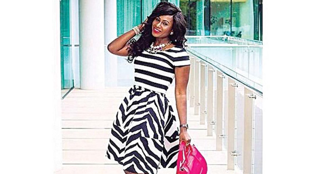 Monochrome-outfit-fashion-police-nigeria