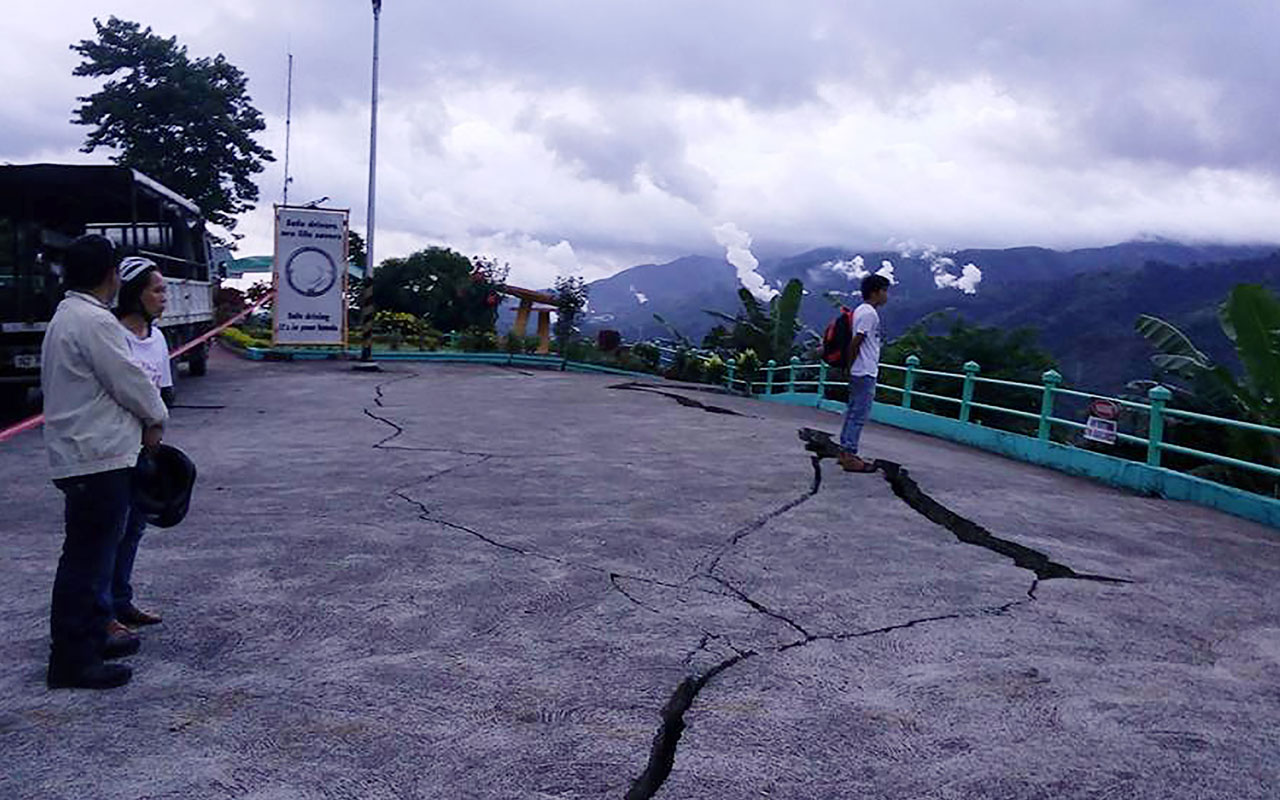 PHILIPPINES-EARTHQUAKE