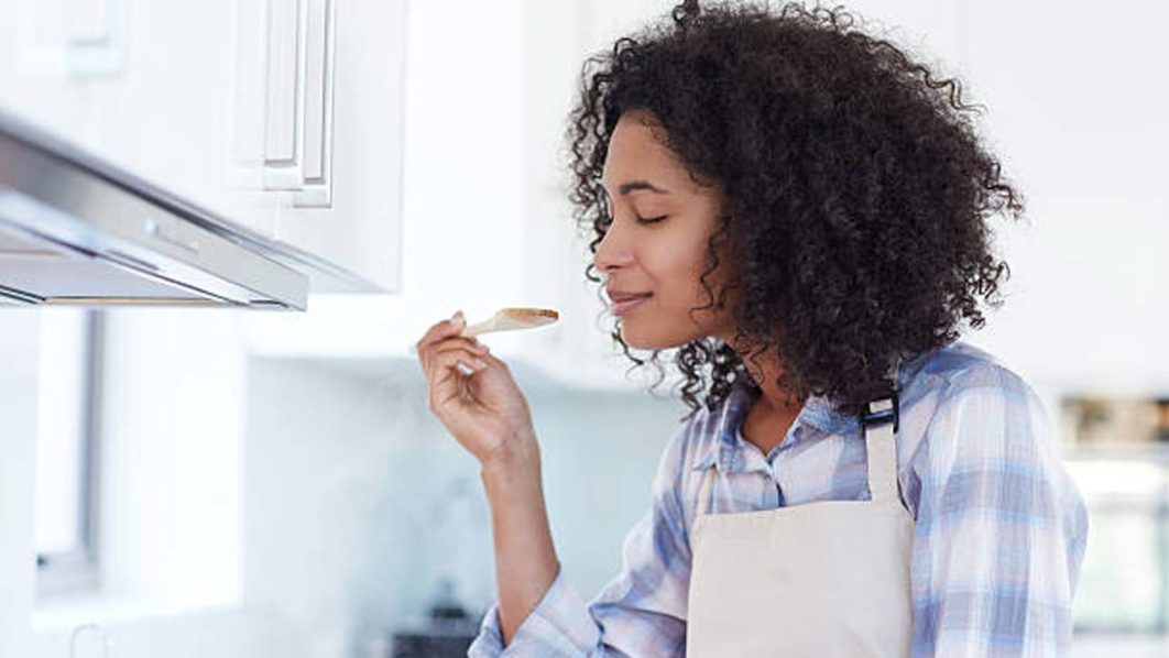 Smelling-food