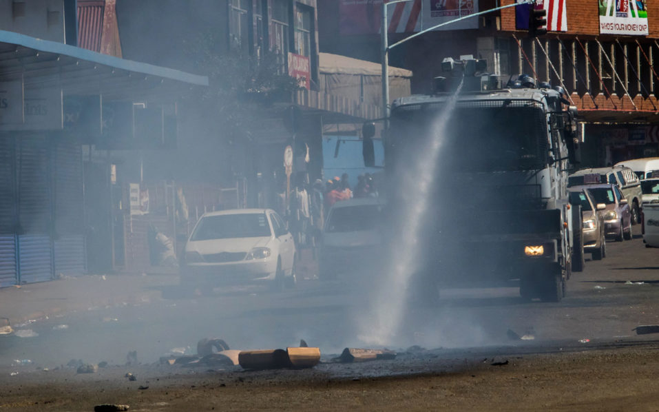 ZIMBABWE-POLITICS-ELECTIONS-PROTEST