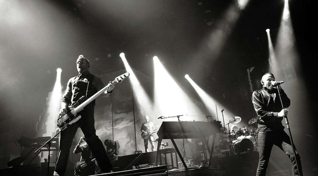 1200px-LinkinParkBerlin2010