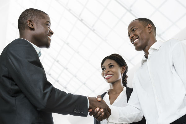 BUSINESS_HANDSHAKE_shutterstock_196212767