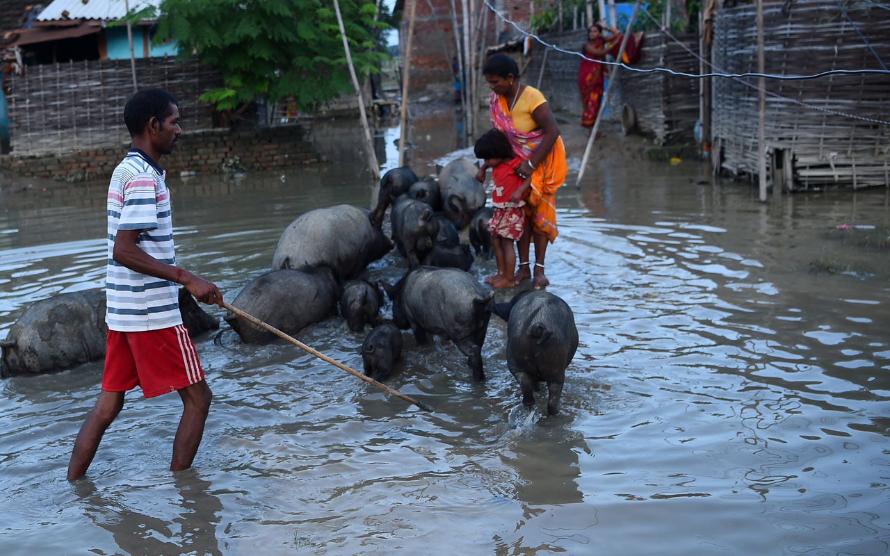 NEPAL-FLOOD-LANDSLIDE