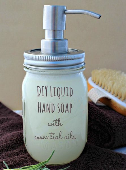 dae7d45bb271ad8239e23b3d857380a8–bath-salts-with-essential-oils-young-living-liquid-hand-soap-essential-oils