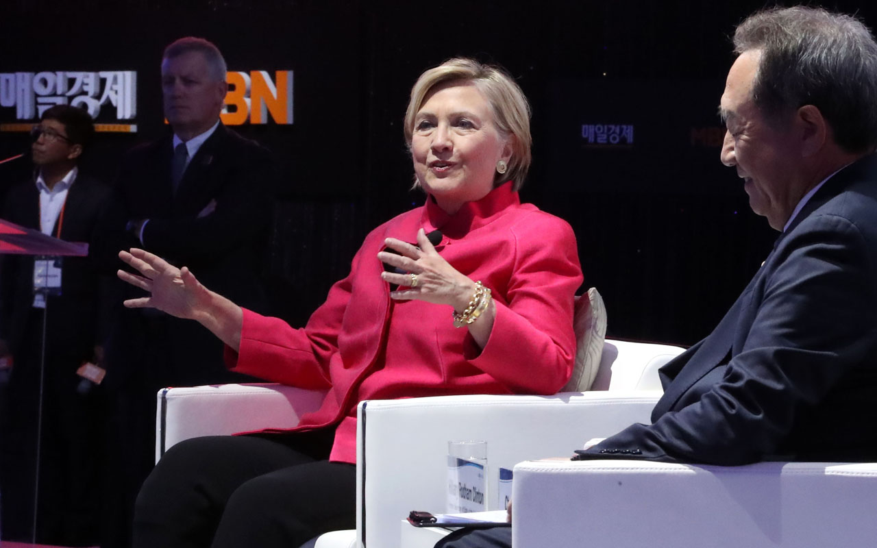 SKOREA-US-NKOREA-POLITICS-CLINTON