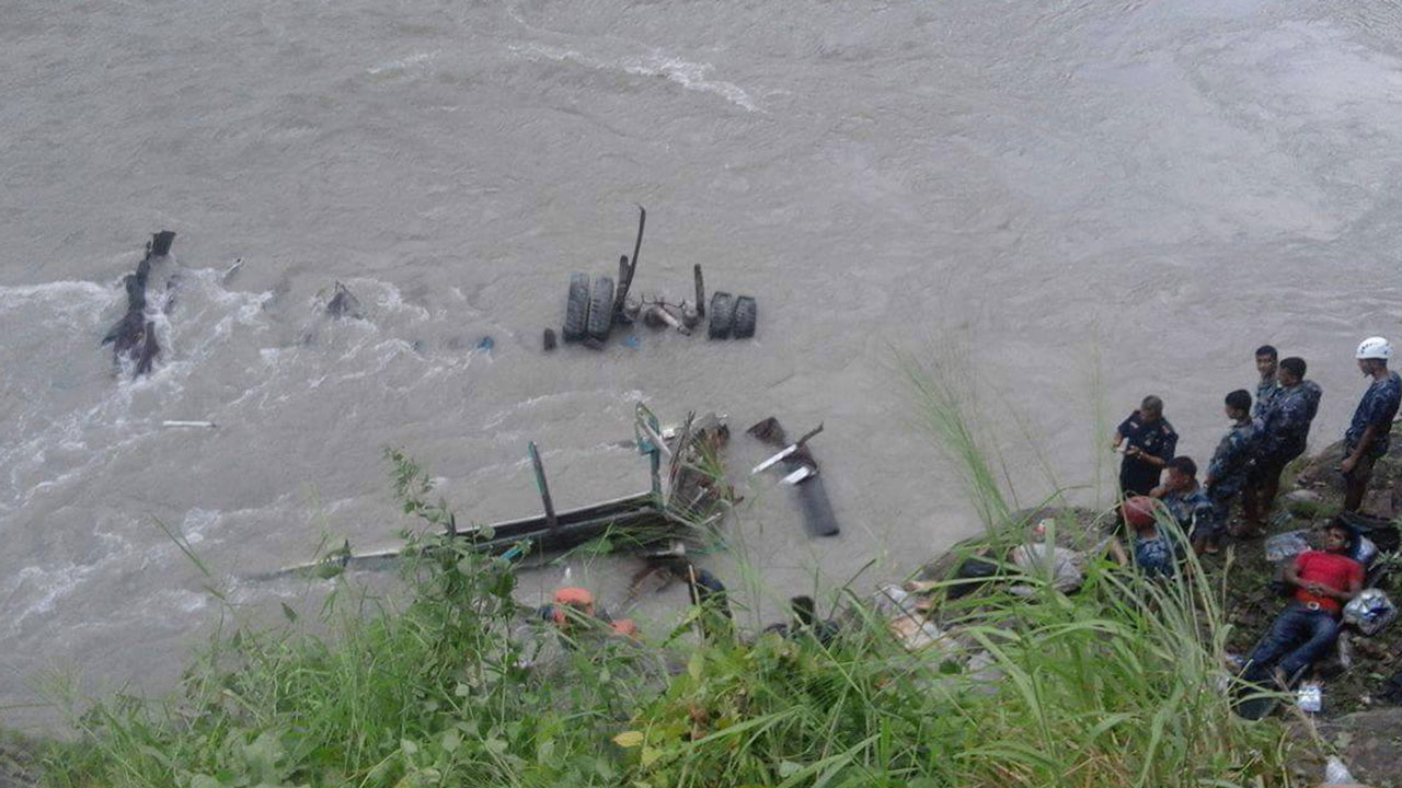 Nepal-bus-accident