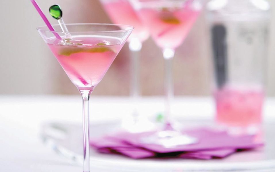 apple-cranberry-cosmopolitan