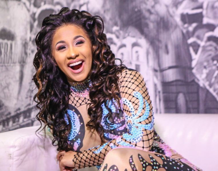 cardi-b-smile-1506633733-1024×804