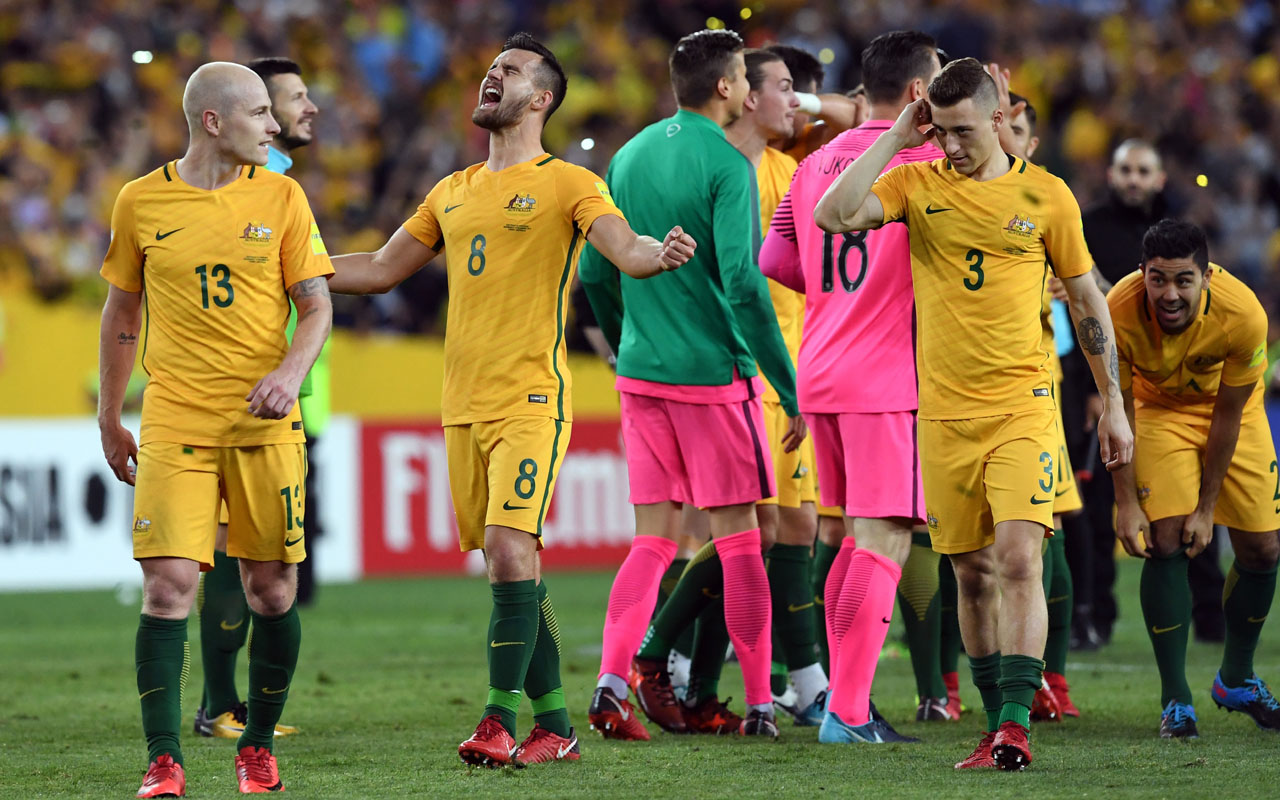 FBL-WC-2018-AUS-HON