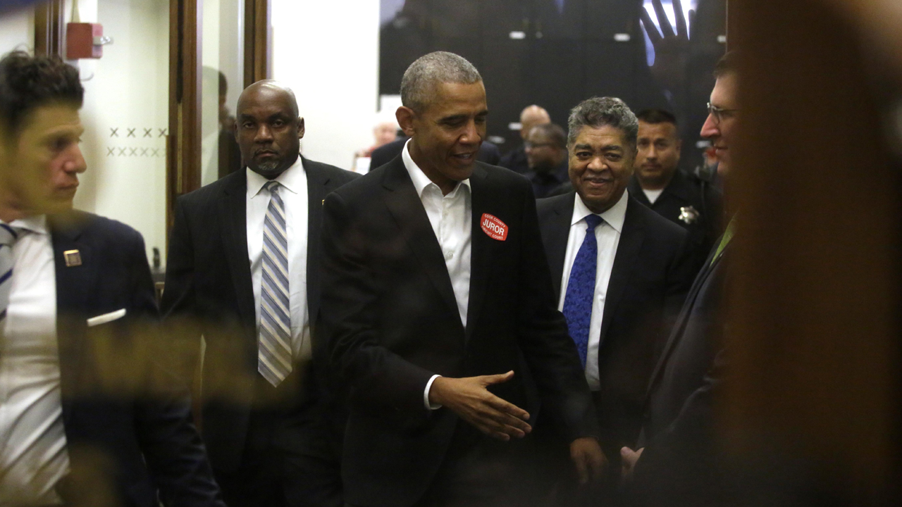 Former President Obama Reports For Jury Duty In Chicago