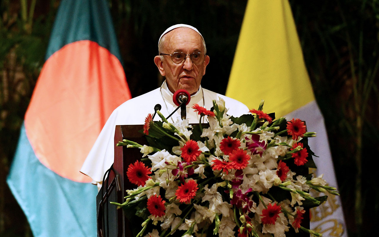 BANGLADESH-MYANMAR-RELIGION-POPE