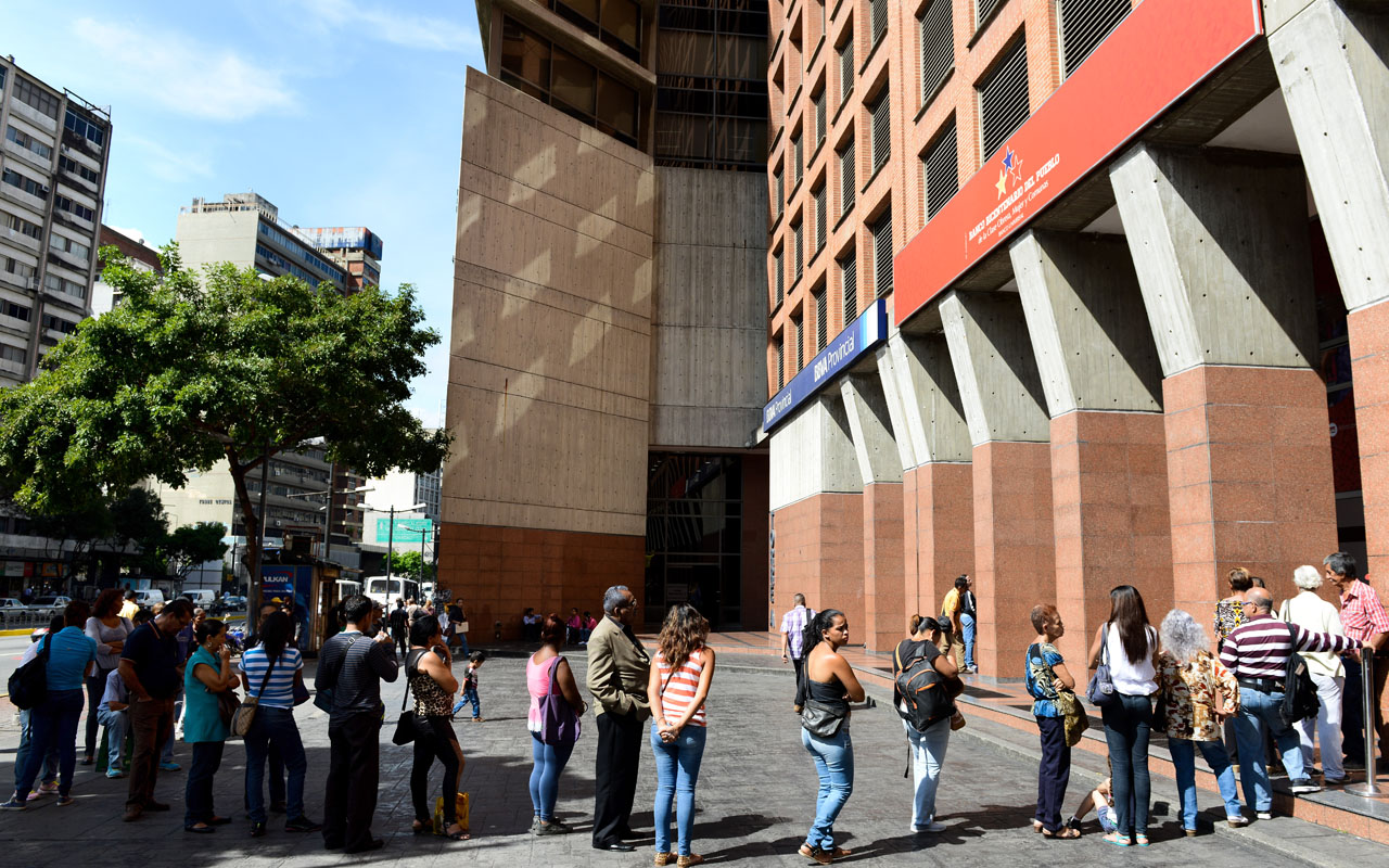 VENEZUELA-CRISIS-ECONOMY-DEBT