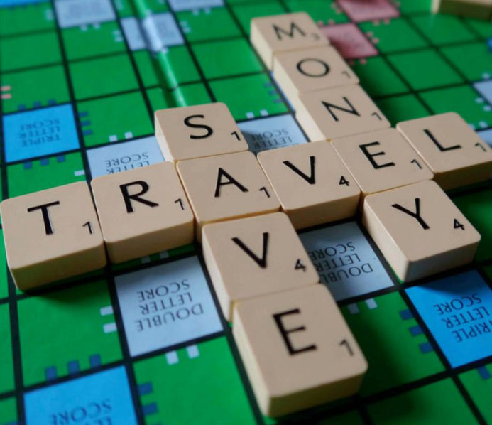 Wk_31_-_5_Travel_Hacks_That_WIll_Save_You_Money_On_A_Trip-1