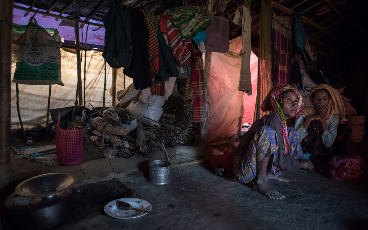 BANGLADESH-MYANMAR-REFUGEE-ROHINGYA-WINTER