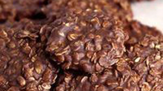 33804b52cd6b9cc602a9bd003bf03c95–chocolate-oatmeal-cookies-peanut-butter-oatmeal
