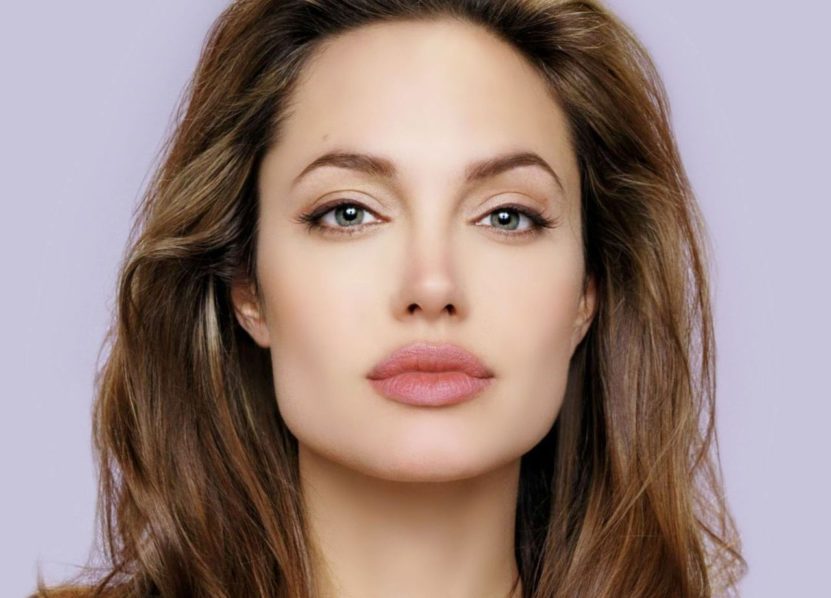 ANGELINA JOLIE