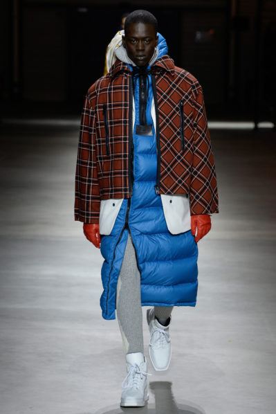 Black Model Kenzo. Trace Tv