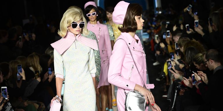 hbz-moschino-jackie-index-1519248898