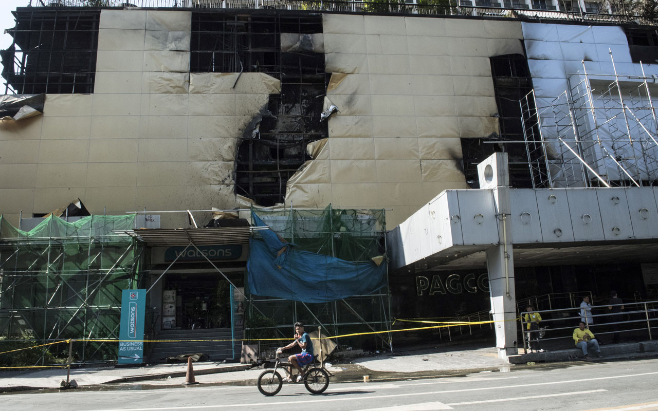 PHILIPPINES-FIRE-HOTEL