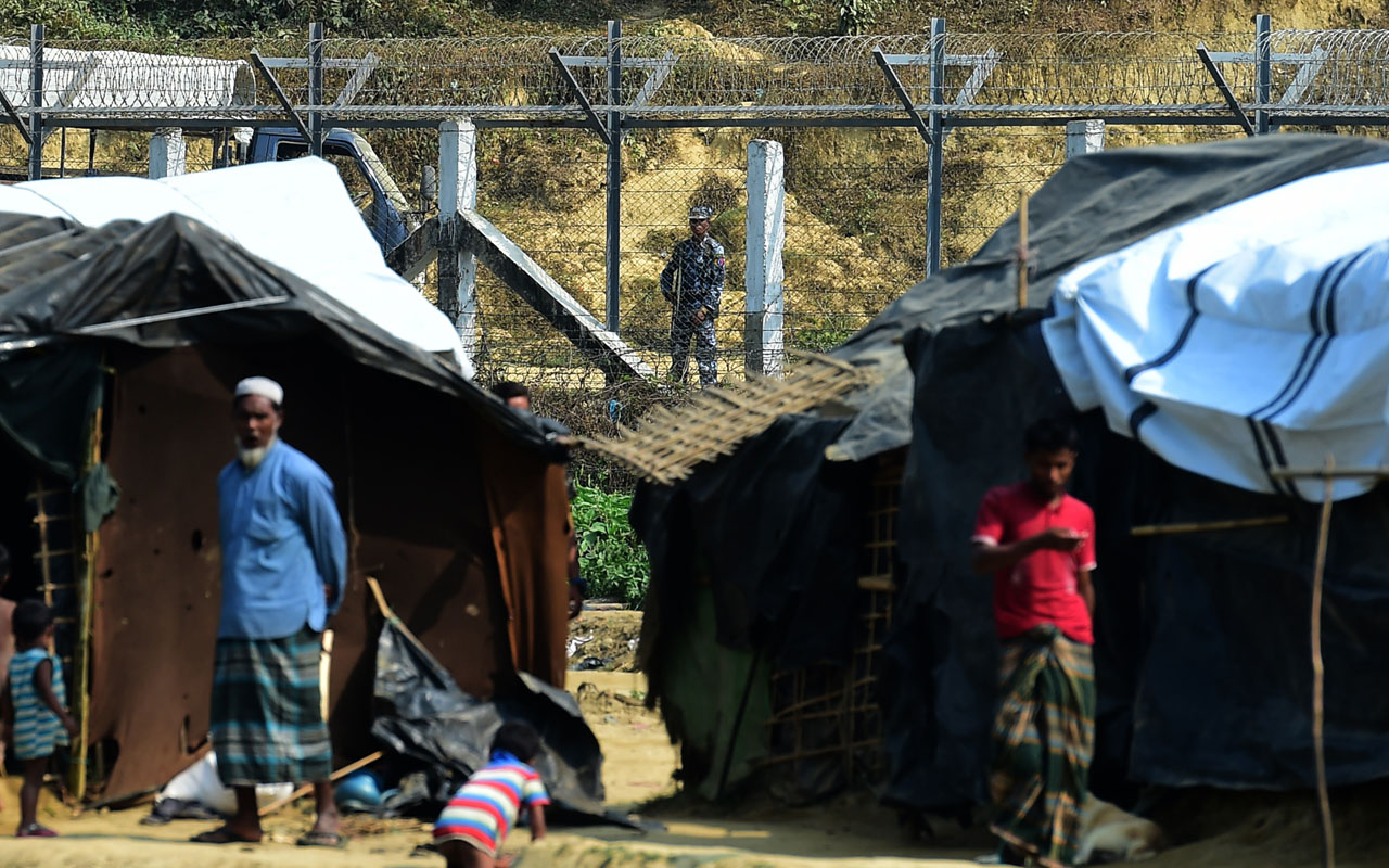 BANGLADESH-MYANMAR-UNREST-REFUGEE-ROHINGYA