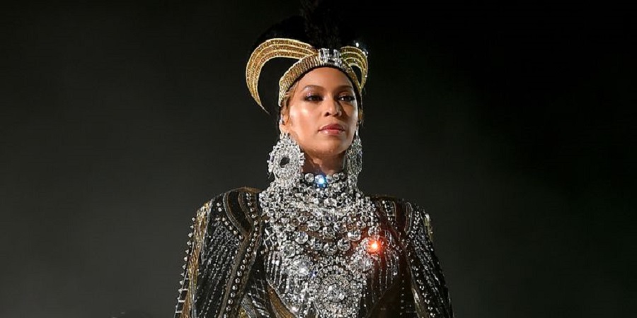 Beyonce. Photo credit Harper’s Bazaar