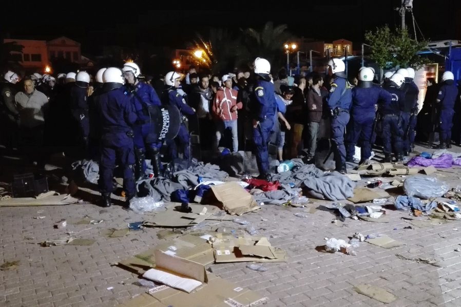 GREECE-MIGRANTS-EUROPE-POLICE