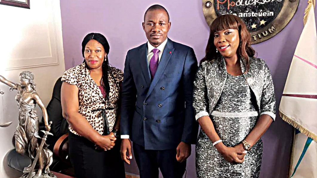 Women-lawyers