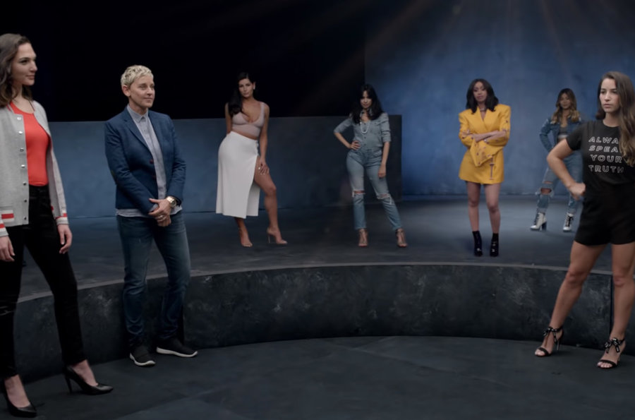 02-Maroon-5-Girls-Like-You-ft.-Cardi-B-screenshot-billboard-1548