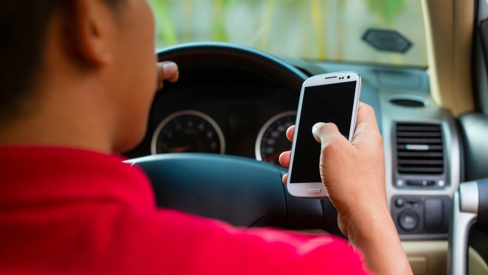 Android-Auto-Smartphone-car